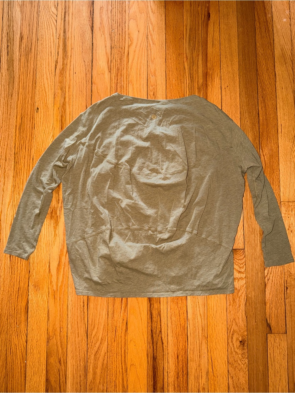 Lululemon Lightweight Olive Green Long Sleeve Top - Picture 4 of 5
